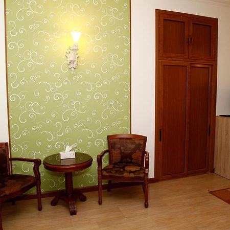 Azoyan Guest House Erivan Zimmer foto