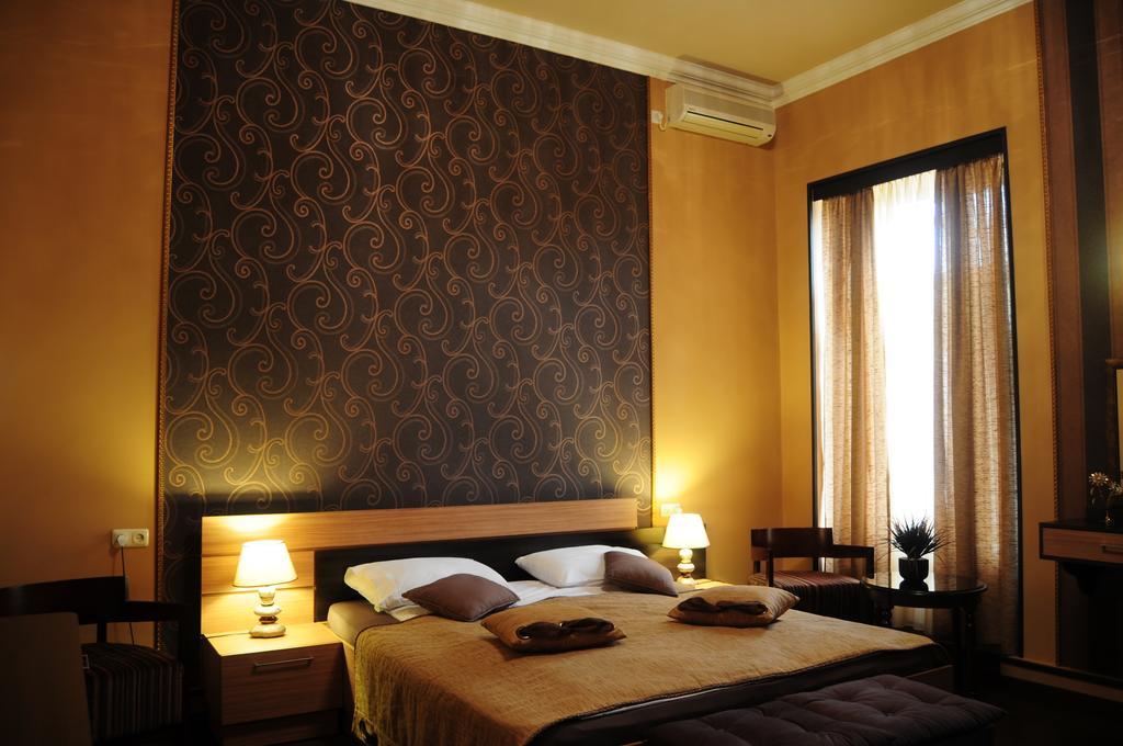 Azoyan Guest House Erivan Zimmer foto