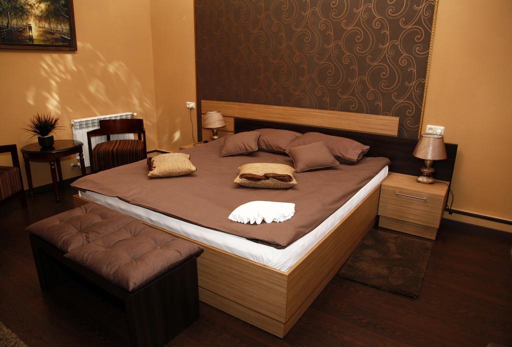 Azoyan Guest House Erivan Zimmer foto
